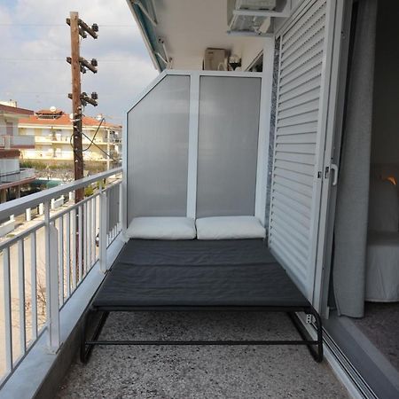 Themis 40 Steps From Beach Paralia Dionysiou Esterno foto