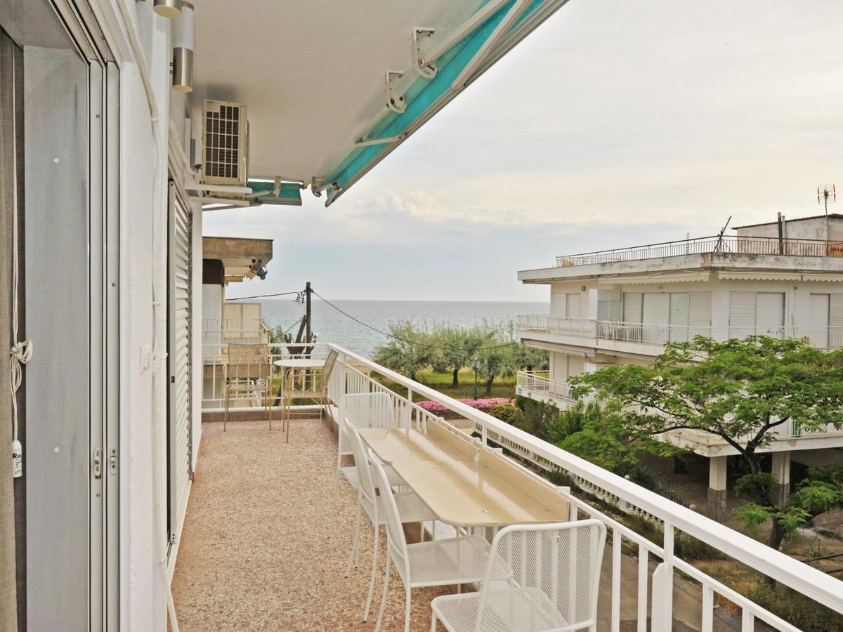 Themis 40 Steps From Beach Paralia Dionysiou Esterno foto